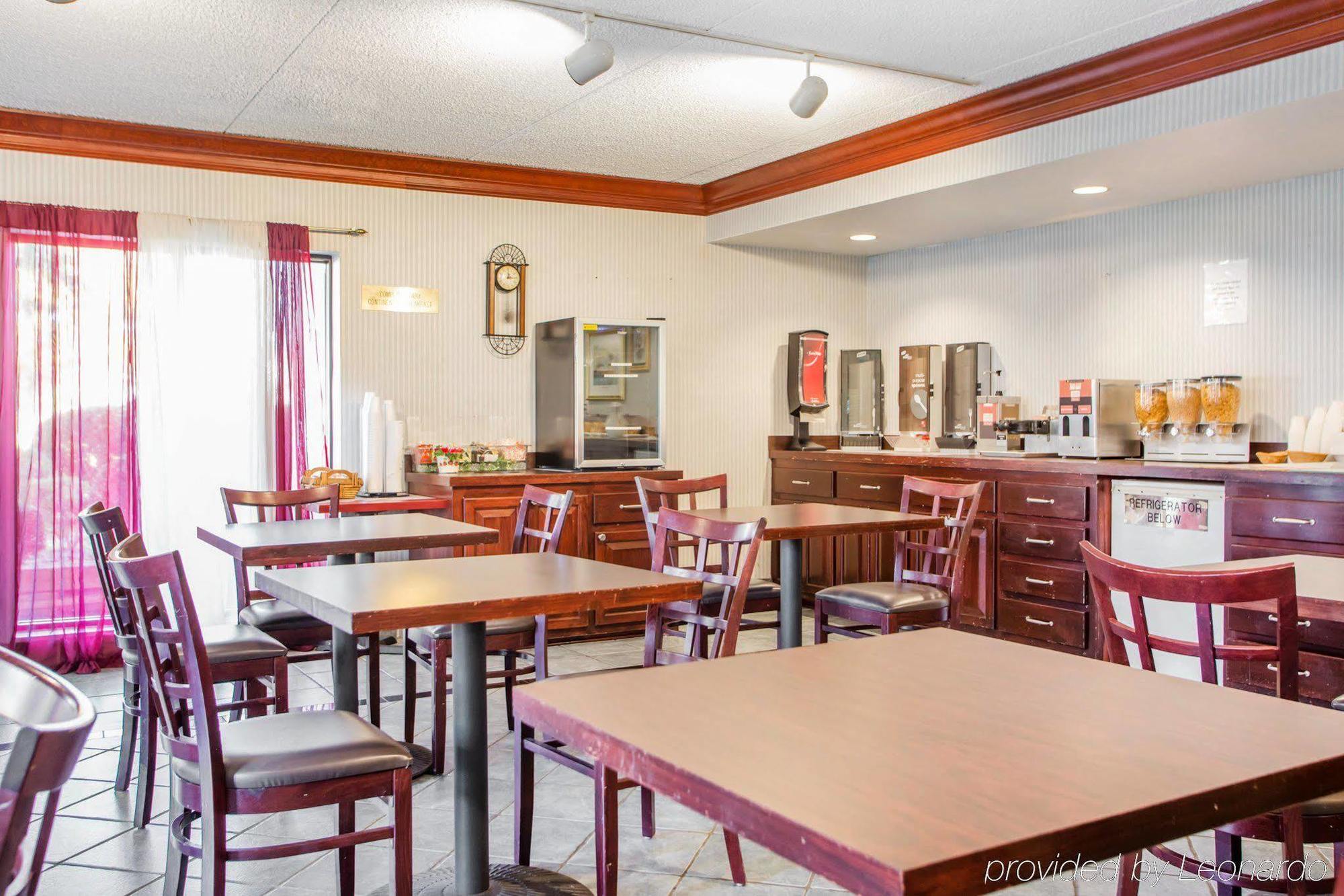 Hometowne Studios By Red Roof Egg Harbor-Atlantic City Airport Egg Harbor Township Esterno foto