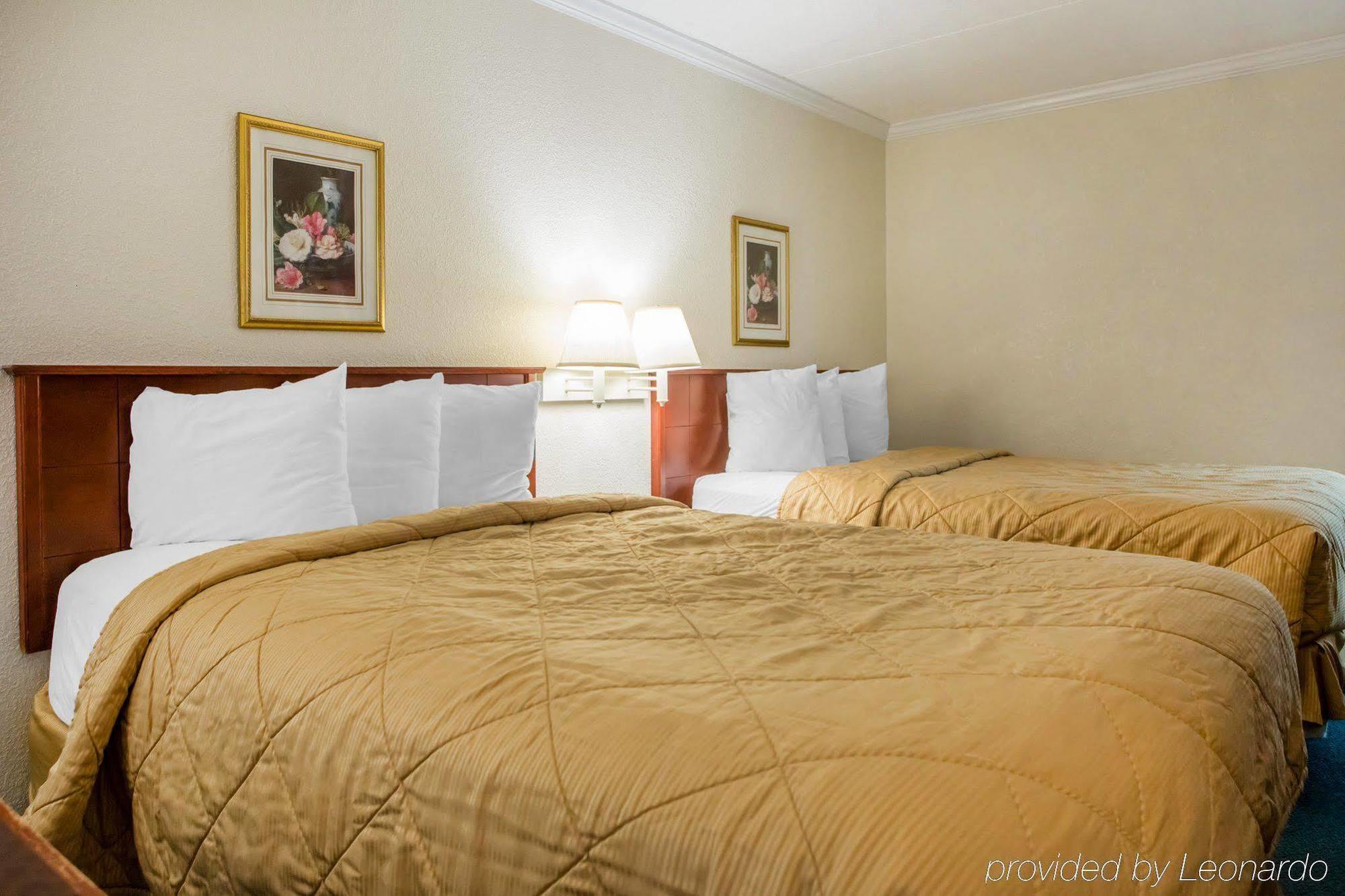 Hometowne Studios By Red Roof Egg Harbor-Atlantic City Airport Egg Harbor Township Esterno foto